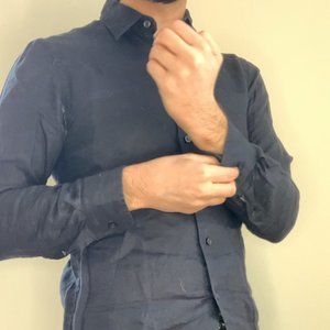 X-Small Navy Blue Uniqlo Linen Button Down